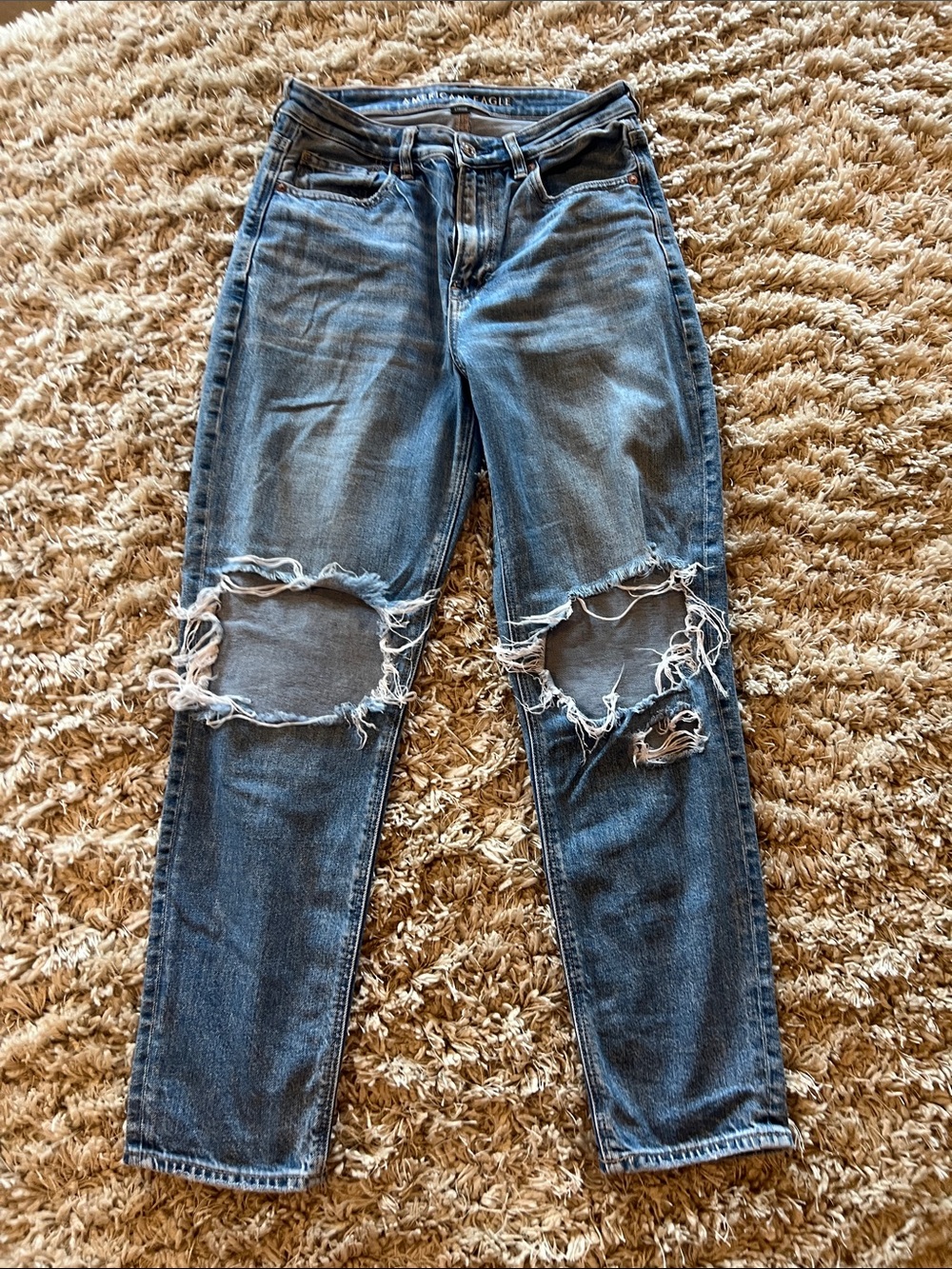 American Eagle Distressed High-Rise Women's Jeans in Dark Blue